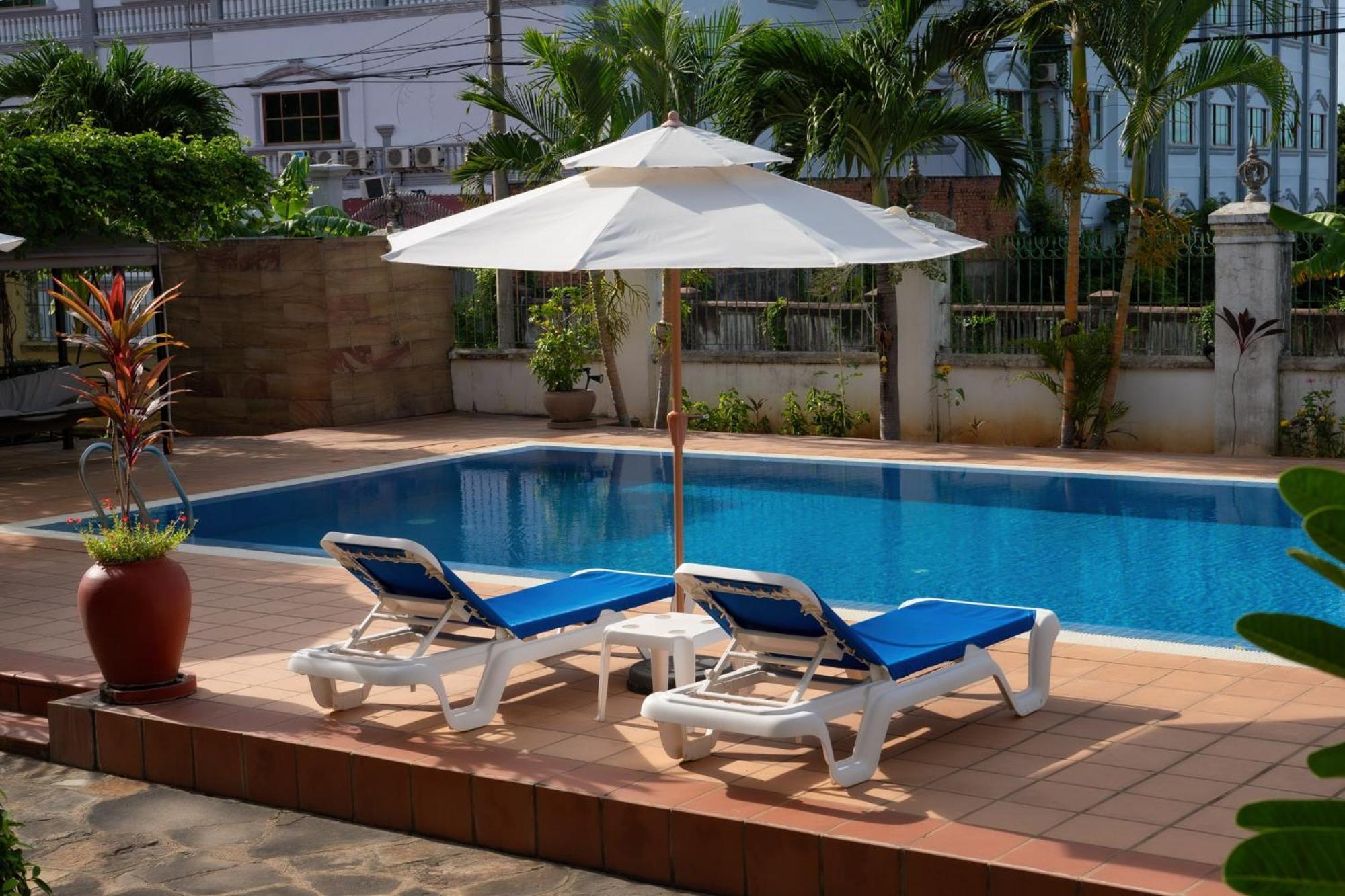 Riviera Hotel & Resort קפ מראה חיצוני תמונה