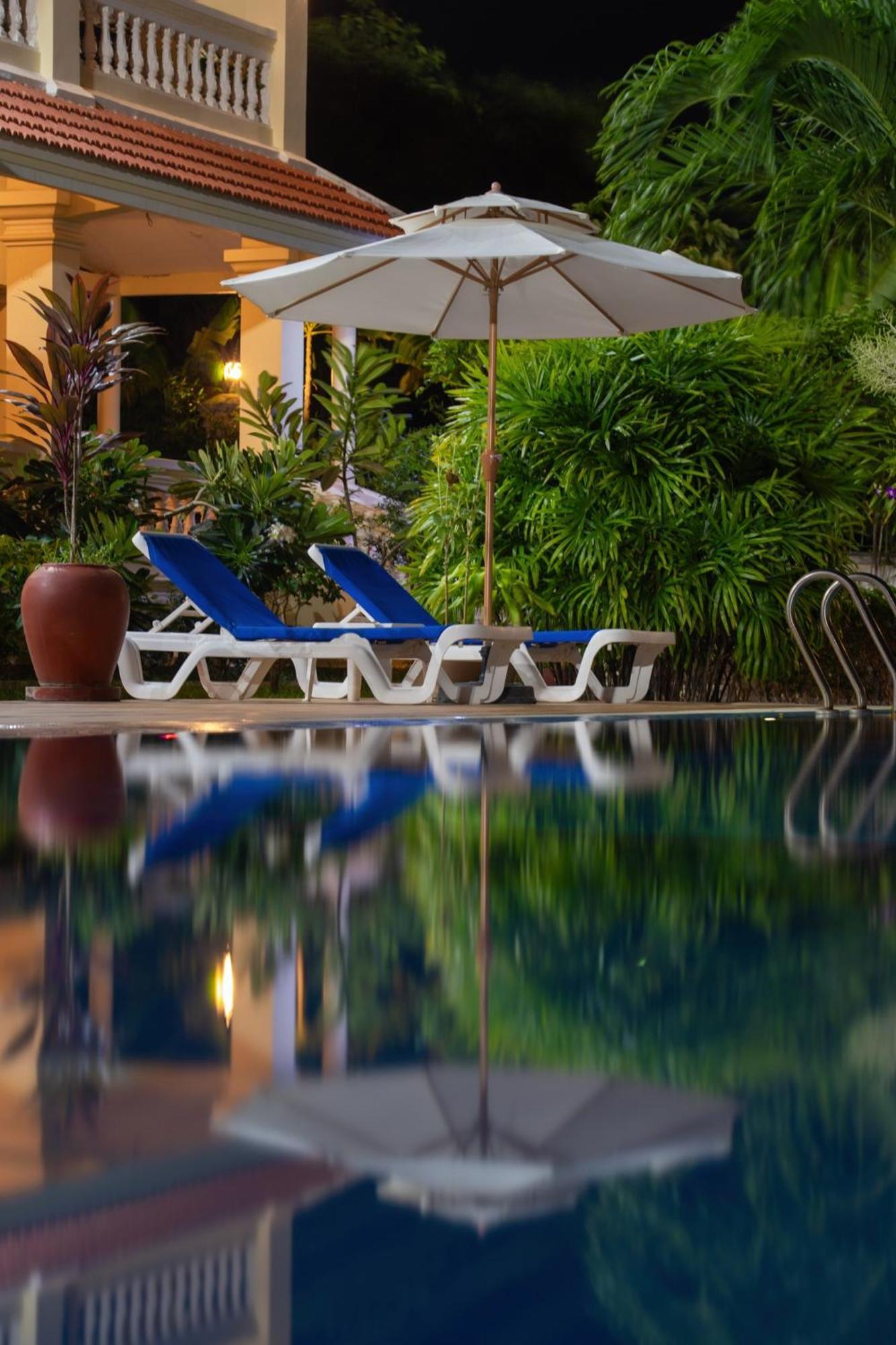Riviera Hotel & Resort קפ מראה חיצוני תמונה